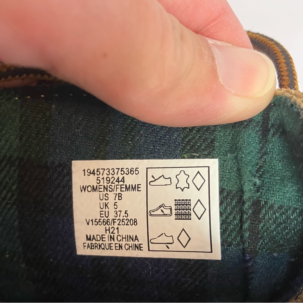 Lands’ End Women’s Size 7 Duck Boots Black Tan Flannel Lined - Picture 13 of 13